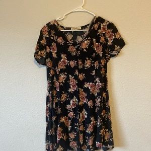 90s style button-down V-neck sundress